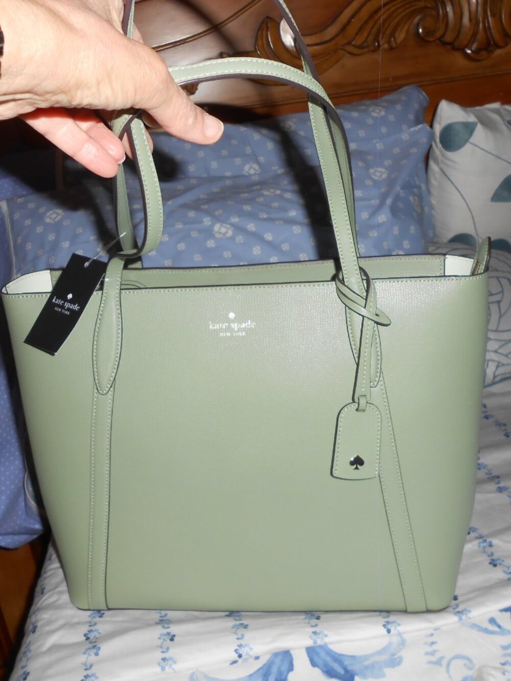 NWT Kate Spade Balsam Green Leather Large Tote Very Elegant